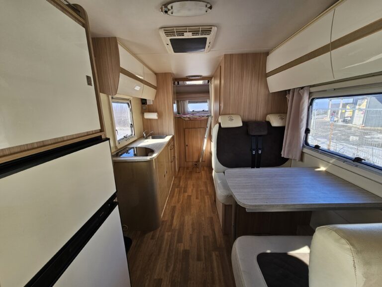 WhatsApp Image 2025-02-17 at 16.37.01 (1)